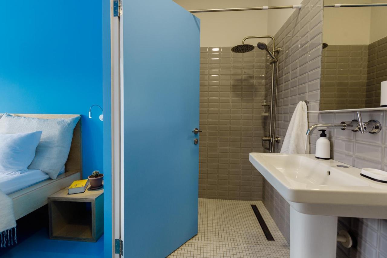 11+1 By Tumo Hostel Dilisan Kültér fotó