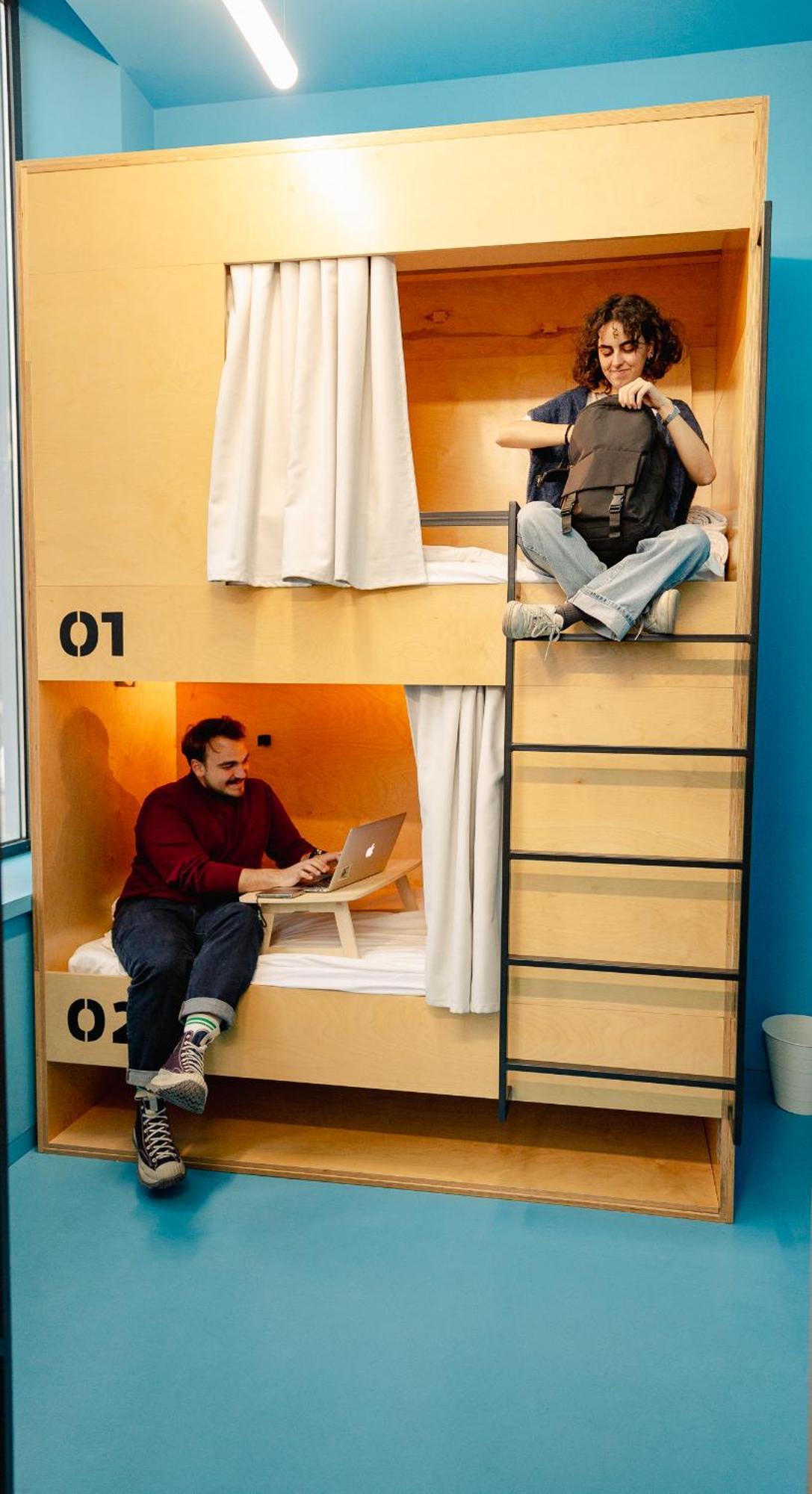 11+1 By Tumo Hostel Dilisan Kültér fotó