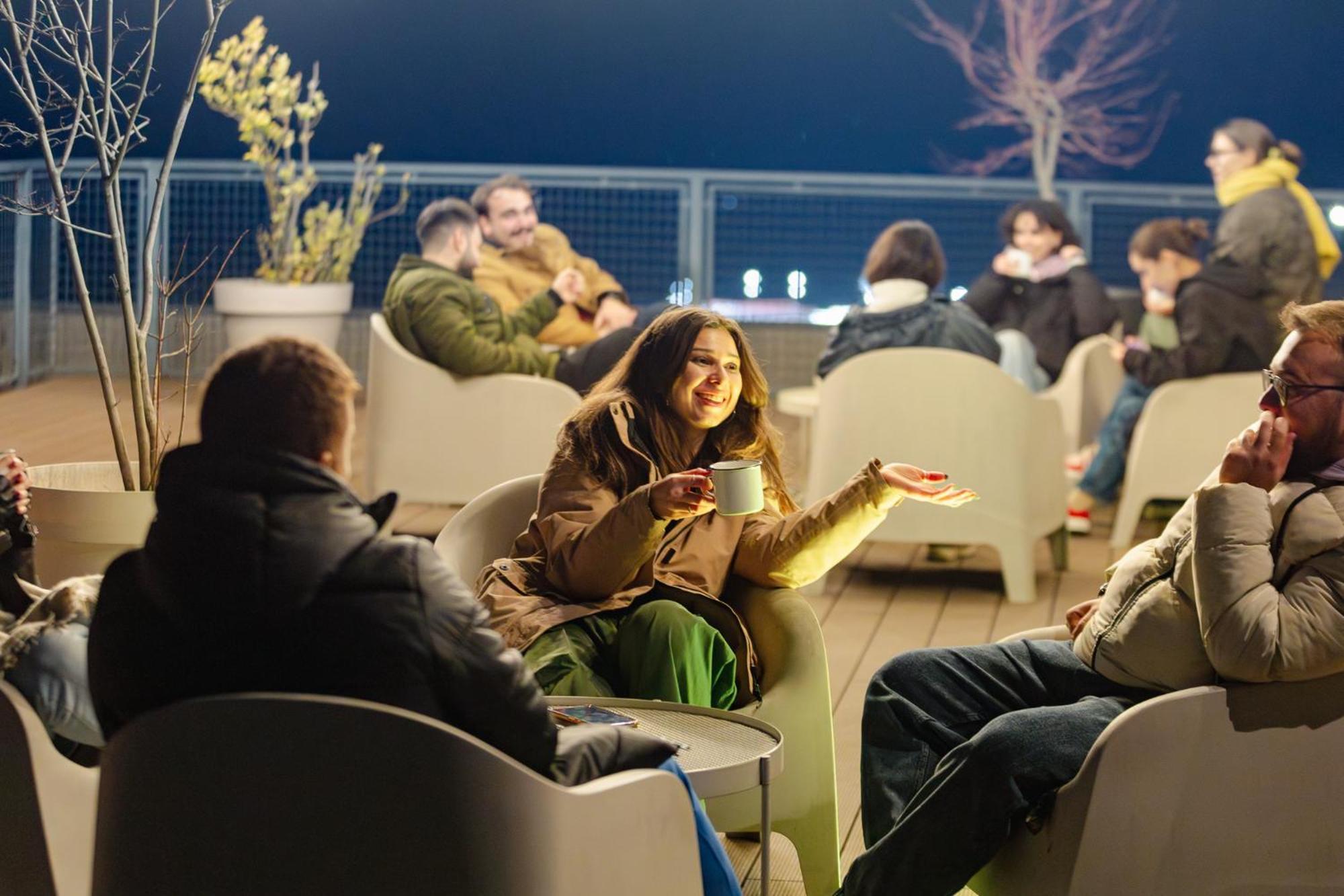 11+1 By Tumo Hostel Dilisan Kültér fotó